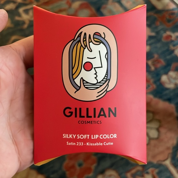 Gillian Cosmetics Silky Soft Lip Color Satin #233 - Kissable Cutie - Picture 5 of 6